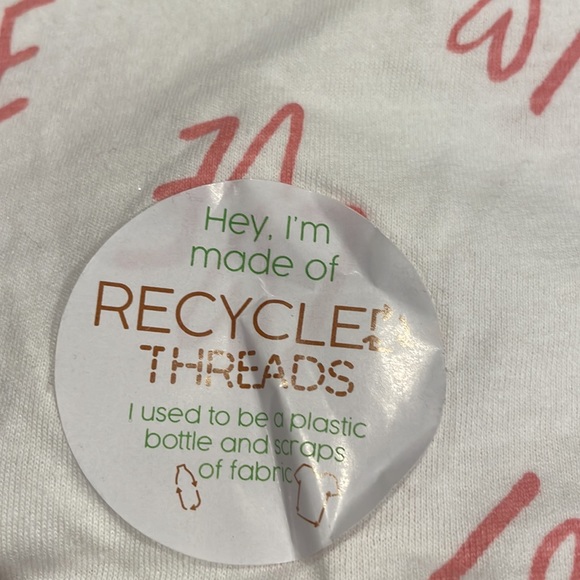 ❤️ NEW Recycle Threads Love Crop Tee ❤️ - Picture 7 of 9